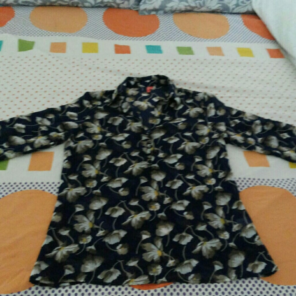 1 -2 time used floral shirt